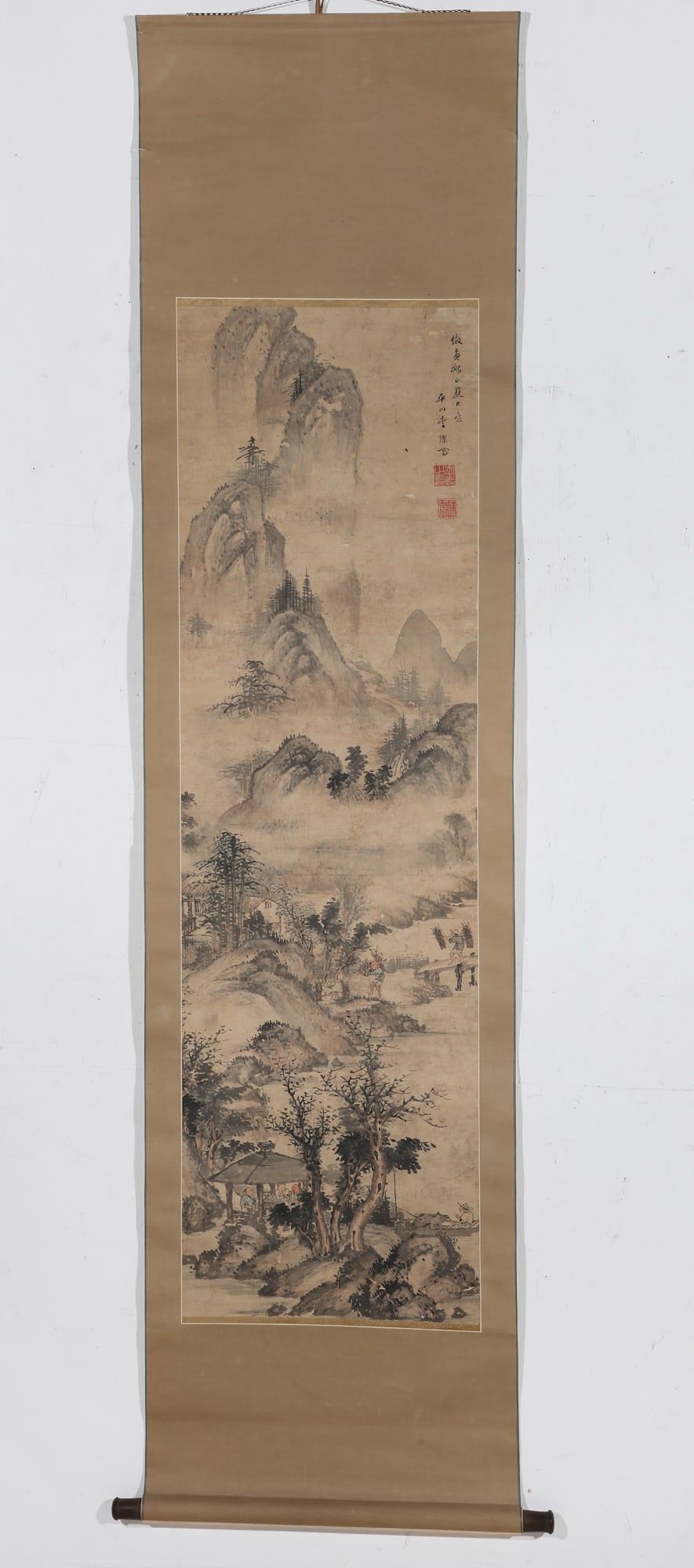A CHINESE SCROLL PAINTING ATTRIBUTED 2fb337f