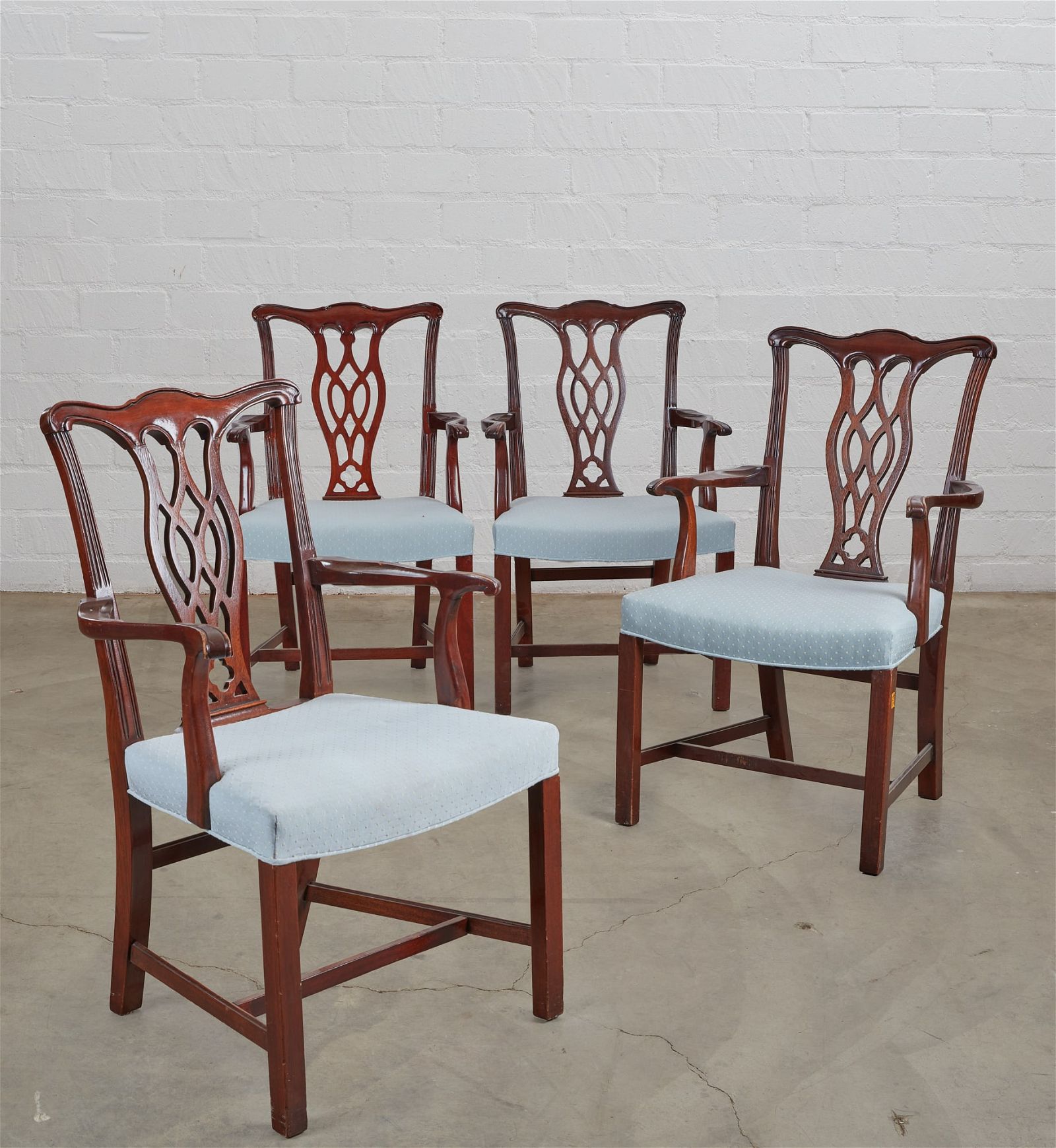 FOUR GEORGE III STYLE MAHOGANY 2fb33db