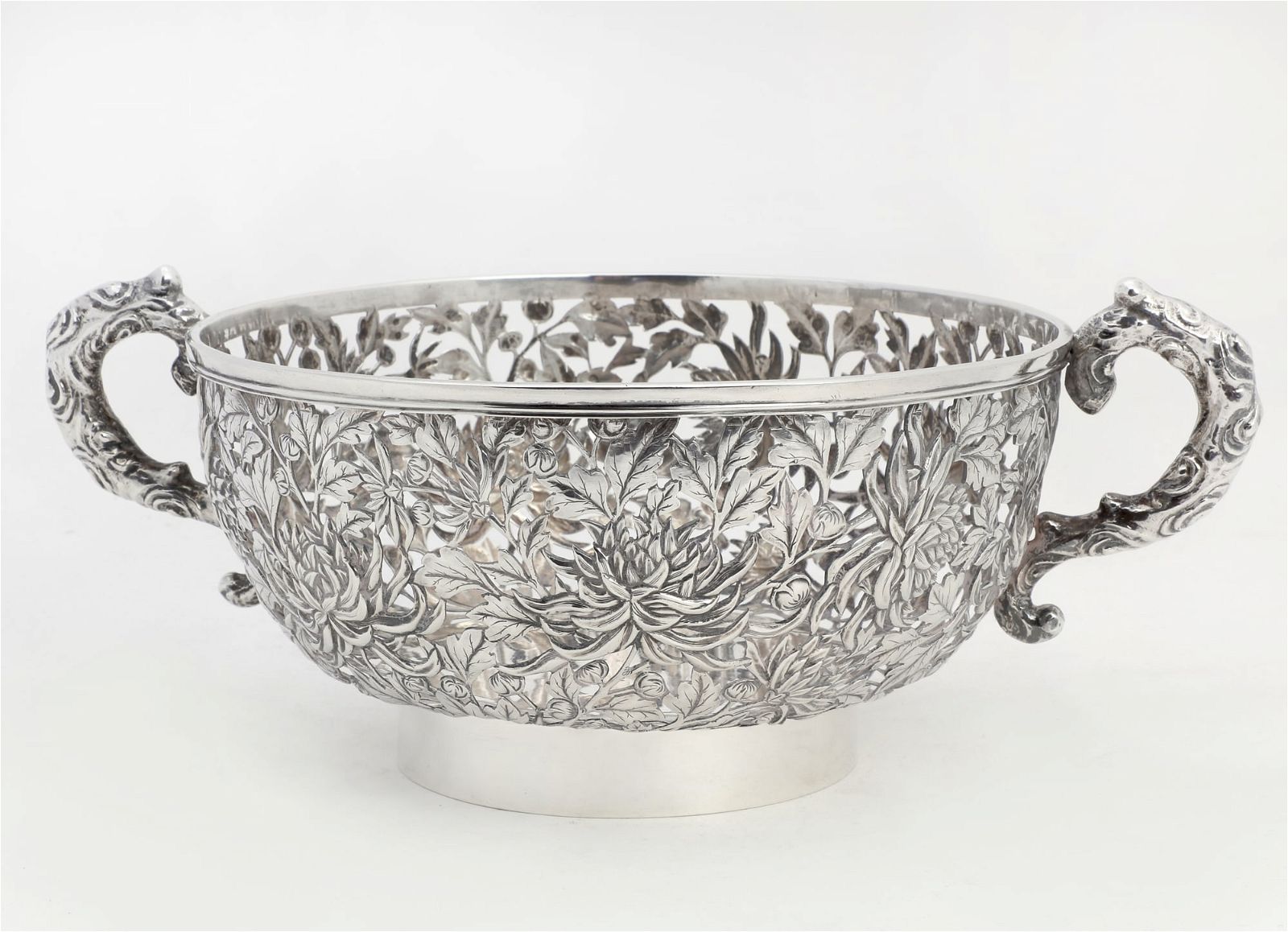 CHINESE EXPORT SILVER RETICULATED 2fb34d3