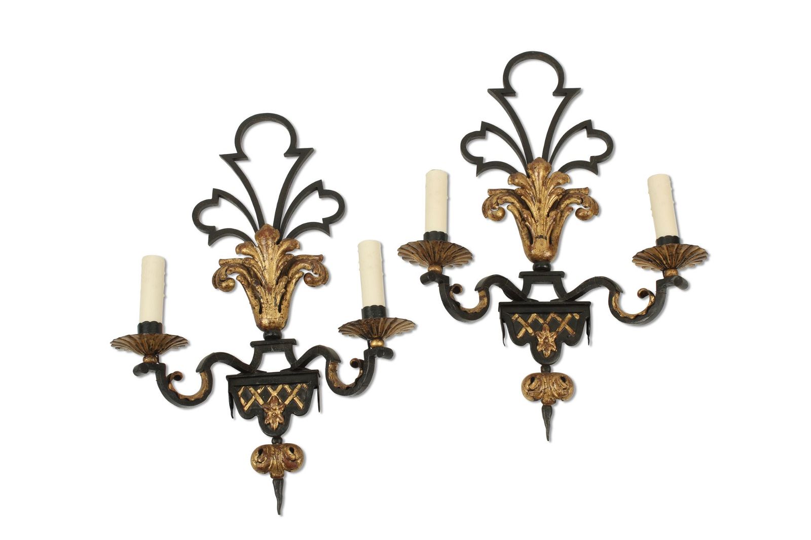 A PAIR OF WROUGHT IRON WALL SCONCES  2fb355d