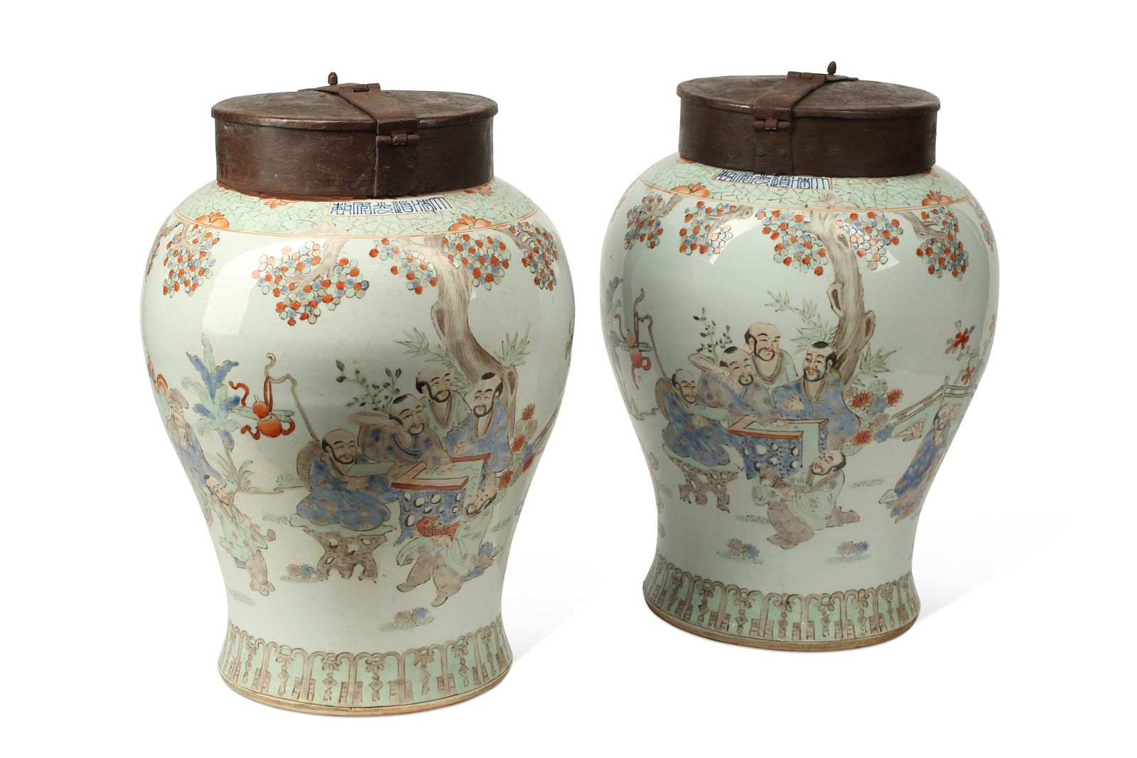 A PAIR OF CHINESE PORCELAIN AND 2fb3632