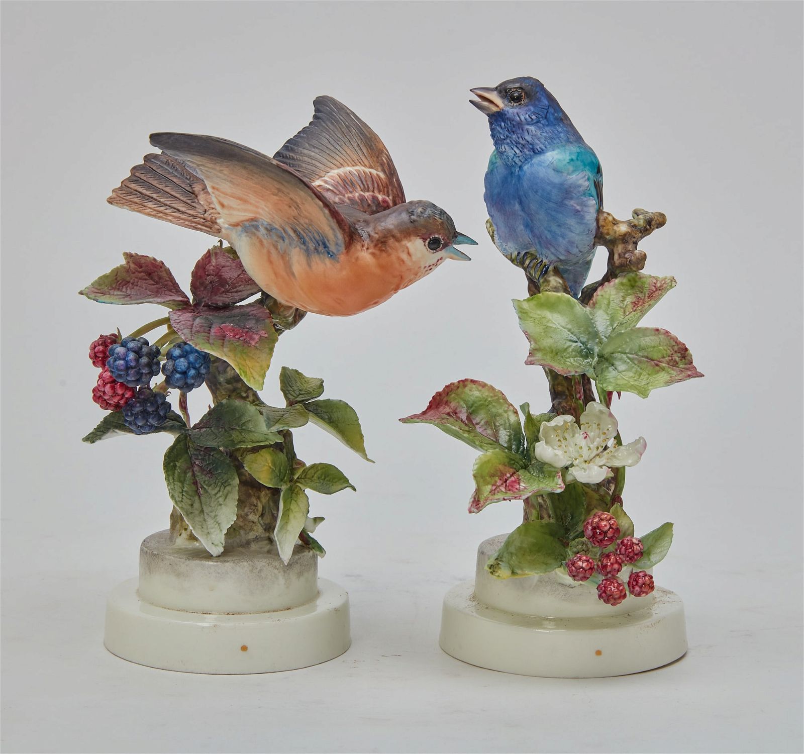 A PAIR OF ROYAL WORCESTER PORCELAIN