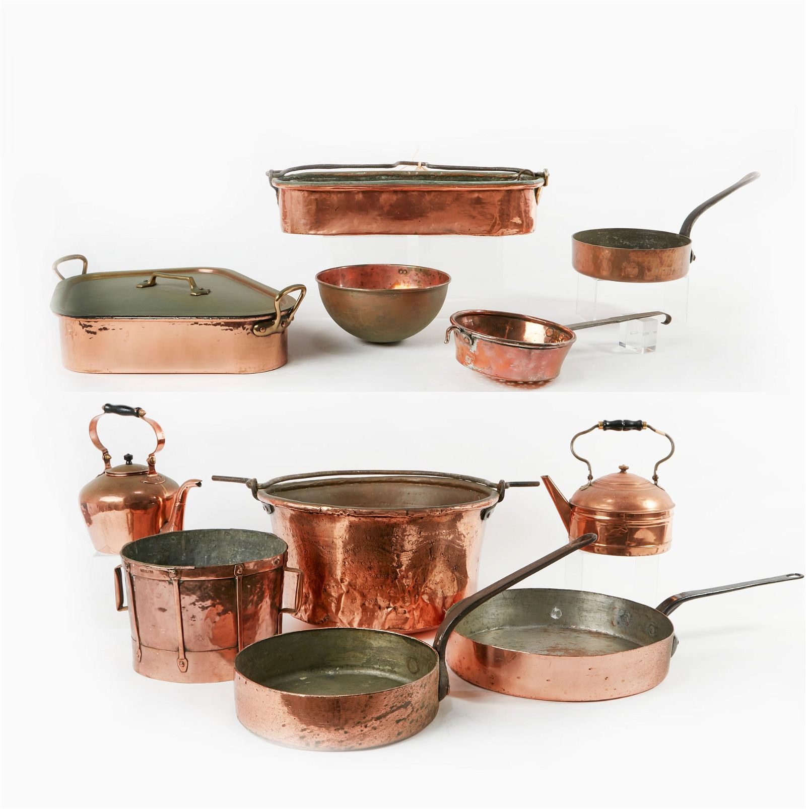 A COLLECTION OF COPPER AND BRASS 2fb3916