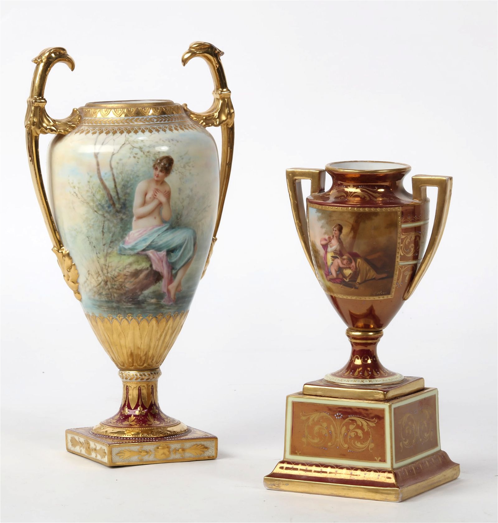 TWO VIENNA STYLE PORCELAIN URNSTwo Vienna