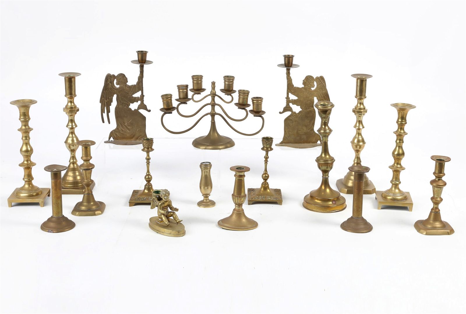 A FIFTEEN PIECE GROUP OF BRASS 2fb396e