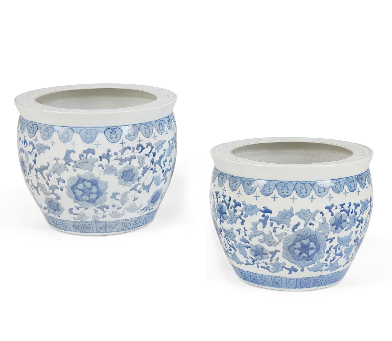 TWO CHINESE BLUE AND WHITE PORCELAIN