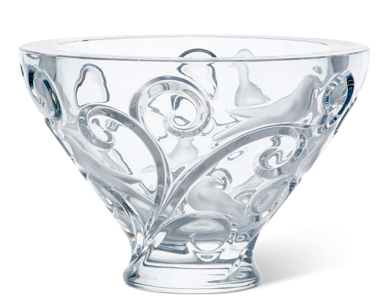 A LALIQUE CLEAR AND FROSTED GLASS CENTER