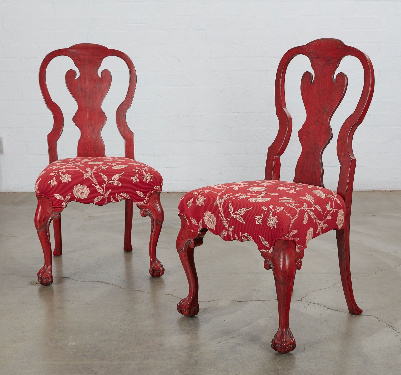 A PAIR OF GEORGE II STYLE RED PAINTED 2fb4134
