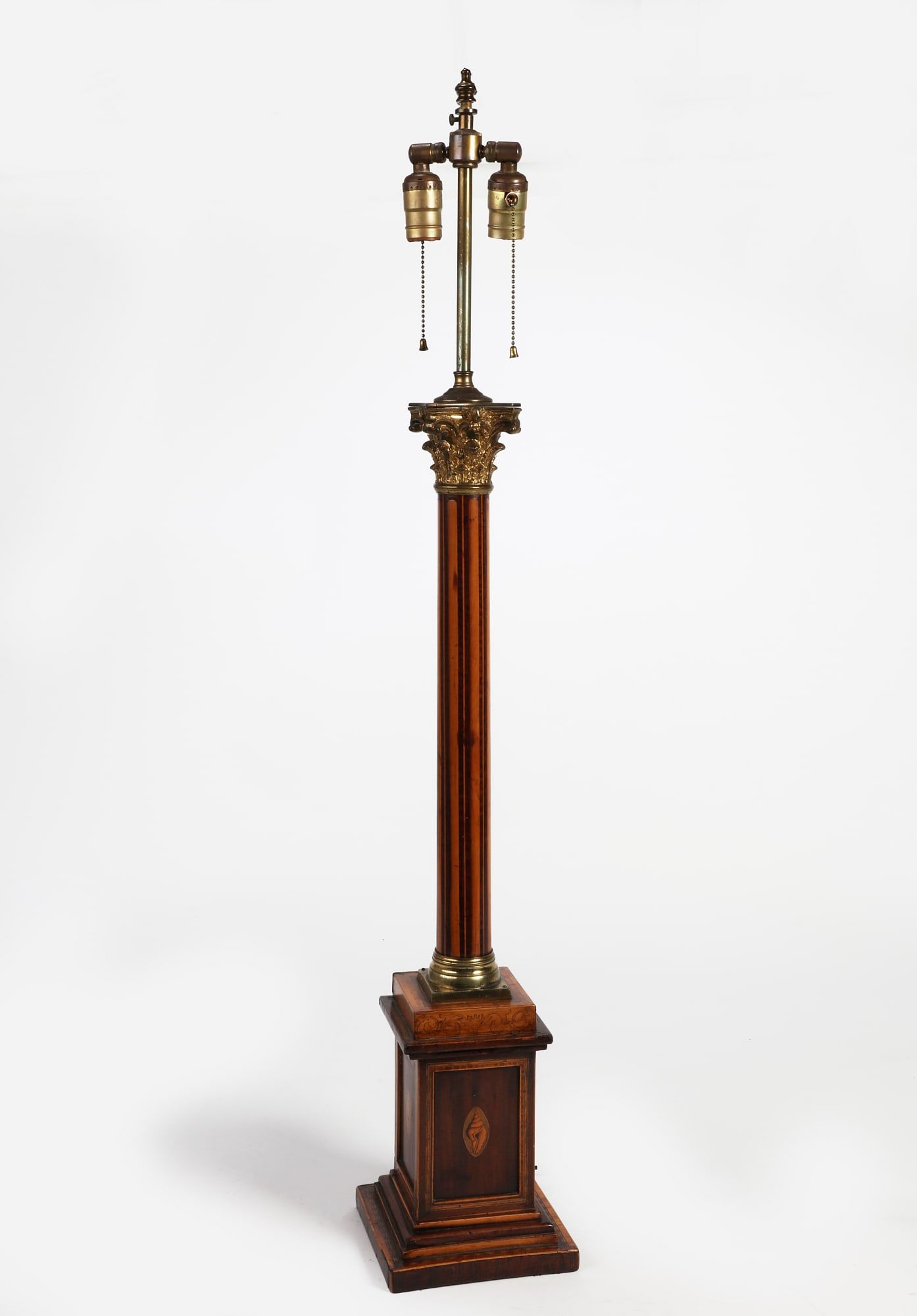 A GEORGIAN STYLE COLUMN FORM LAMPA Georgian