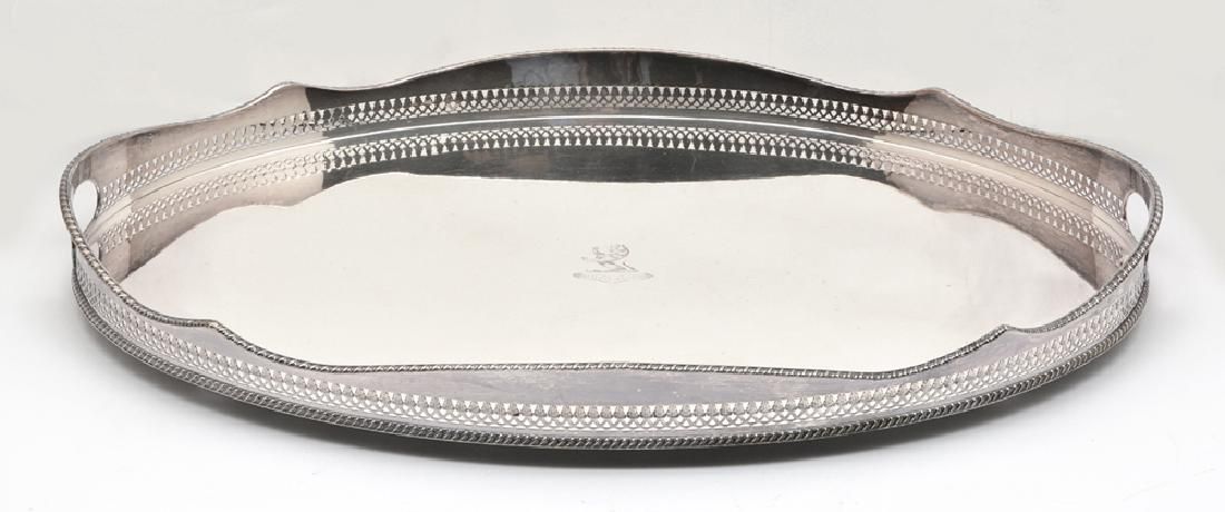 ENGLISH SILVER PLATED OVAL SERVING 3d18a2