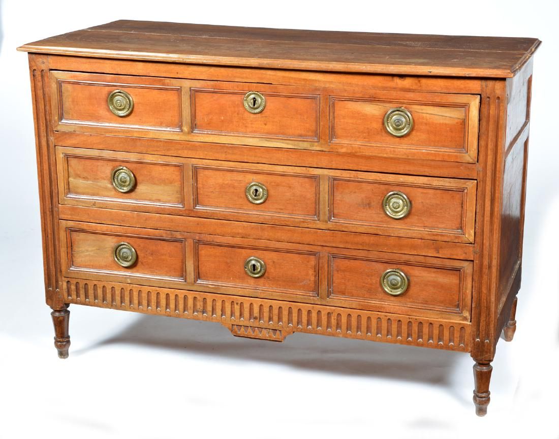 FRENCH WALNUT 3 DRAWER CHEST, 18TH/19TH