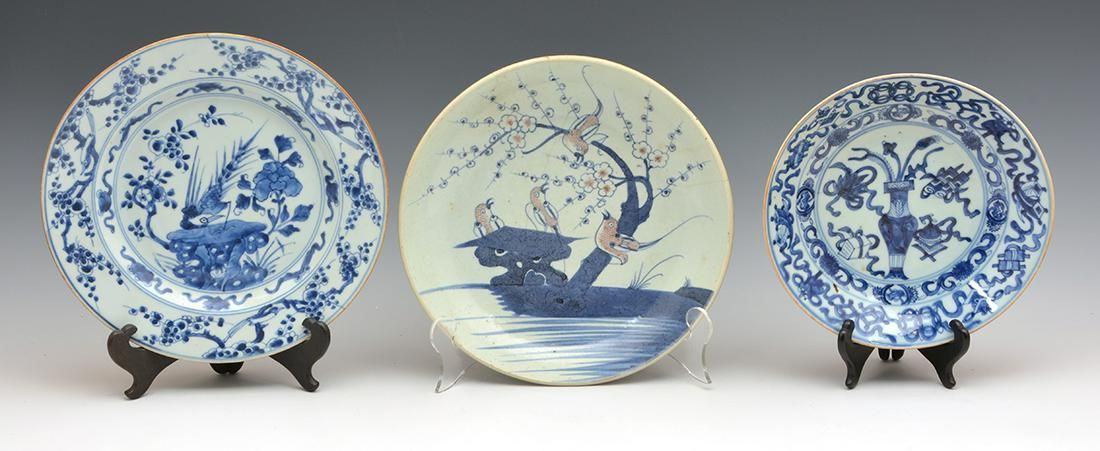 JAPANESE PORCELAIN PIECES (3)Japanese