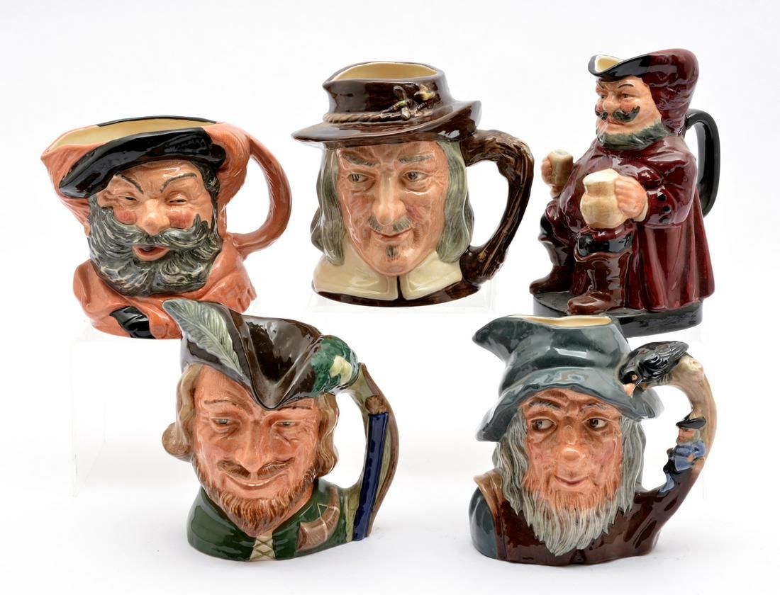 ROYAL DOULTON TOBY JUG GROUPING (5).Royal