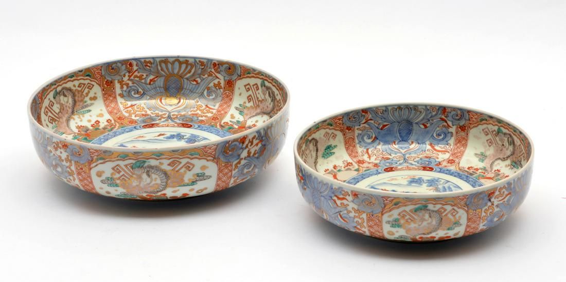 JAPANESE GRADUATED & MATCHING BOWLS