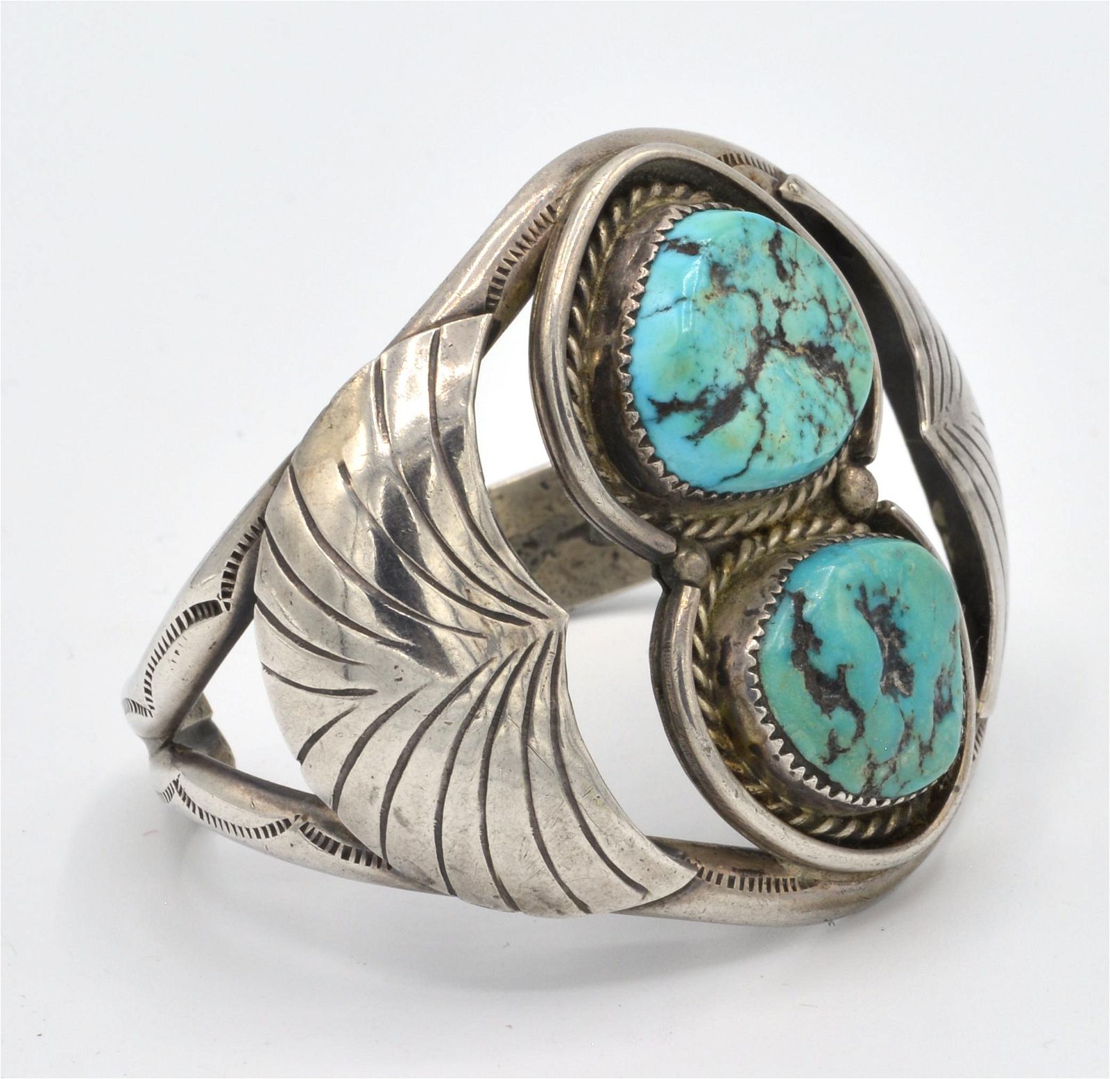 NAVAJO STERLING TURQUOISE CUFF 3d1f76