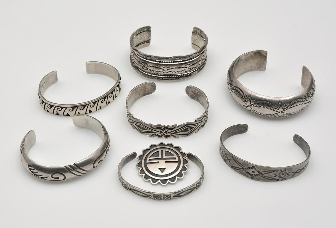 GROUPING OF NATIVE AMERICAN SILVER BANGLES