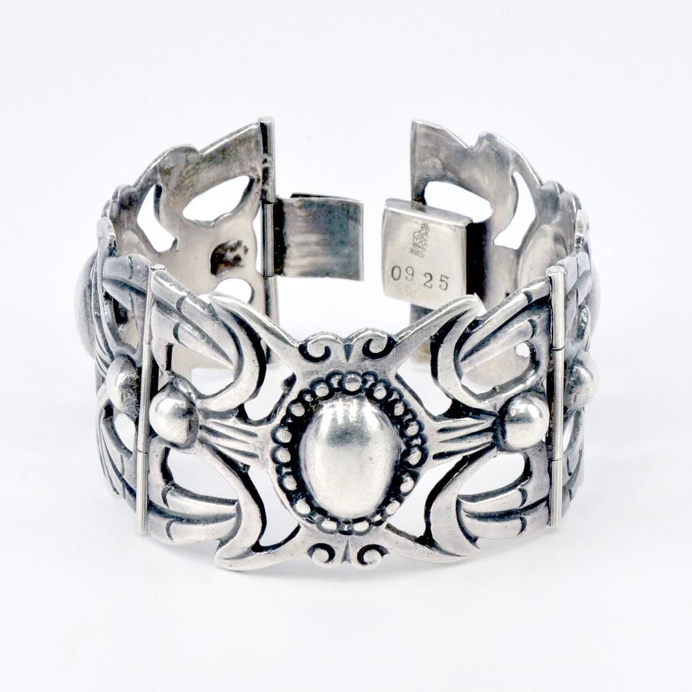 COLOMBIAN ORNATE STERLING BRACELETColombian