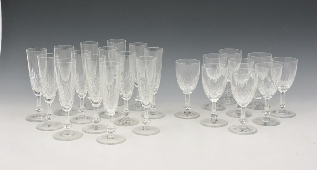 ST. LUIS CRYSTAL GLASSES: CHAMPAGNE