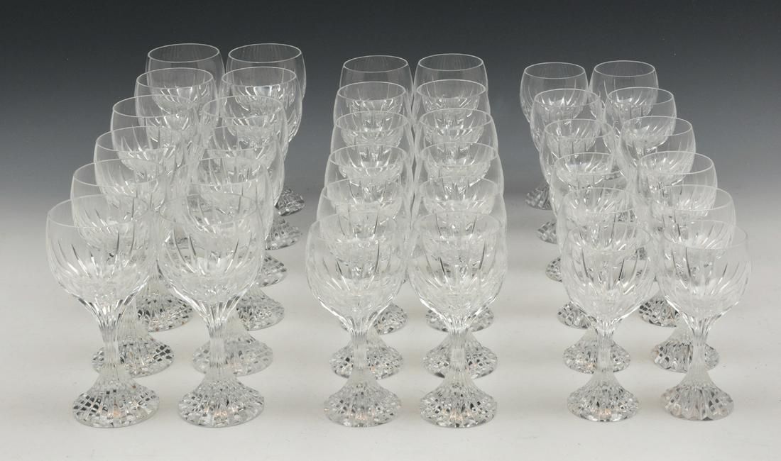 BACCARAT MASSENA CRYSTAL. 36 PIECESBaccarat