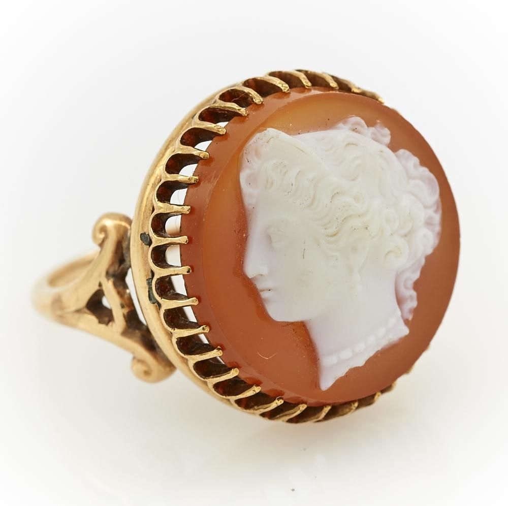 14K YELLOW GOLD CAMEO RING14k Yellow