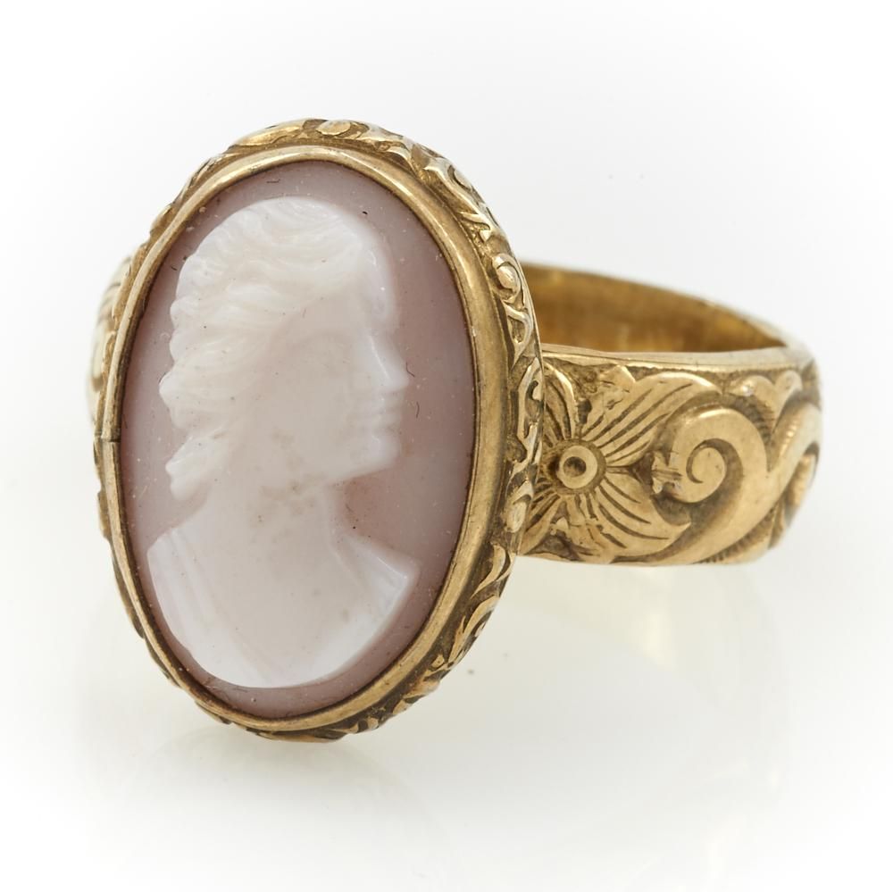 14K YELLOW GOLD CAMEO RING WITH 3d2041