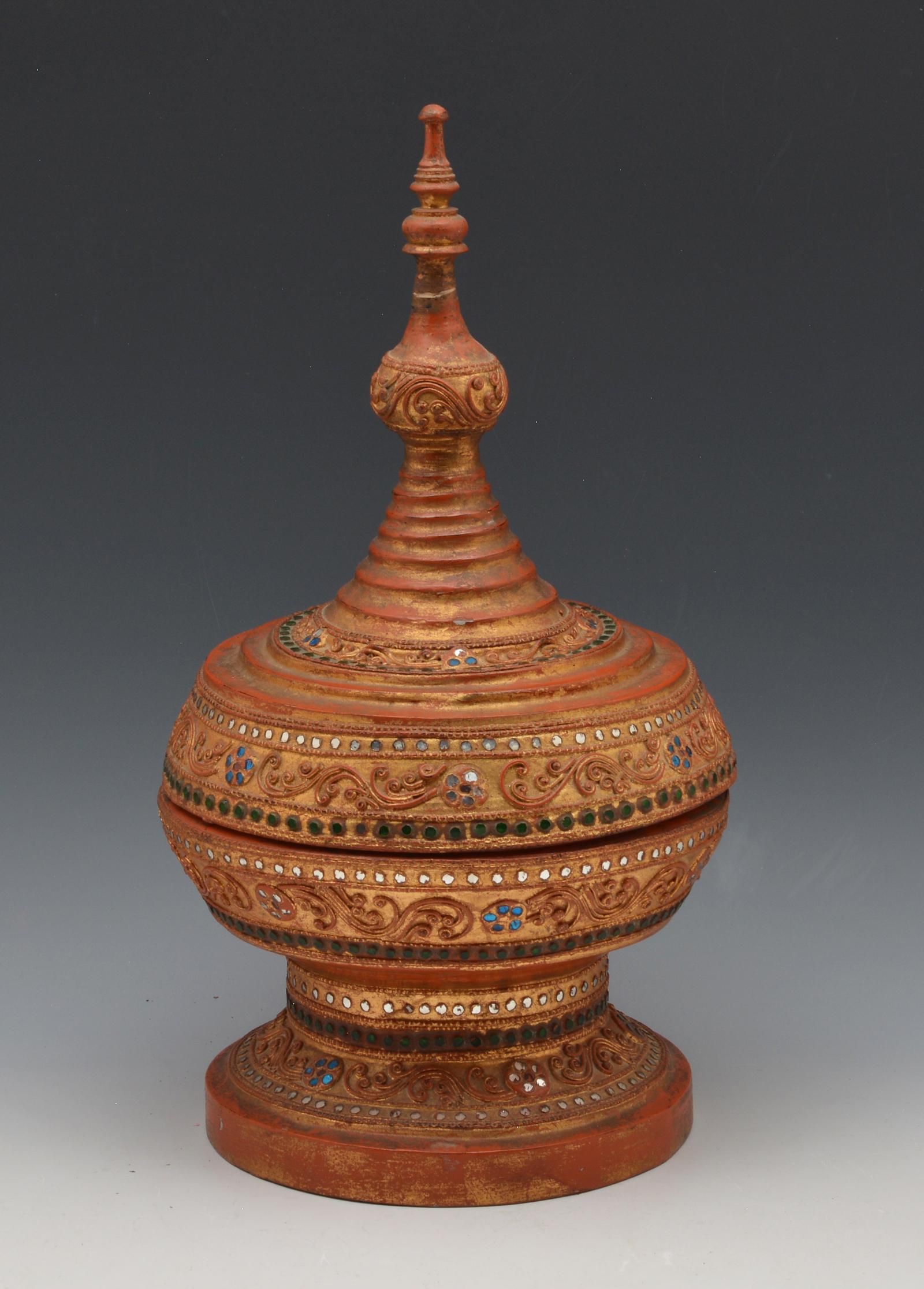 DECORATIVE GILTWOOD STUPA.  17"T