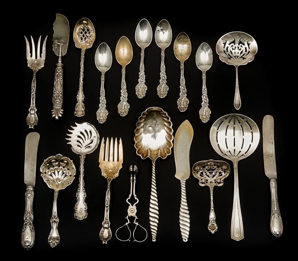 20 STERLING FLATWARE PIECES20 Sterling