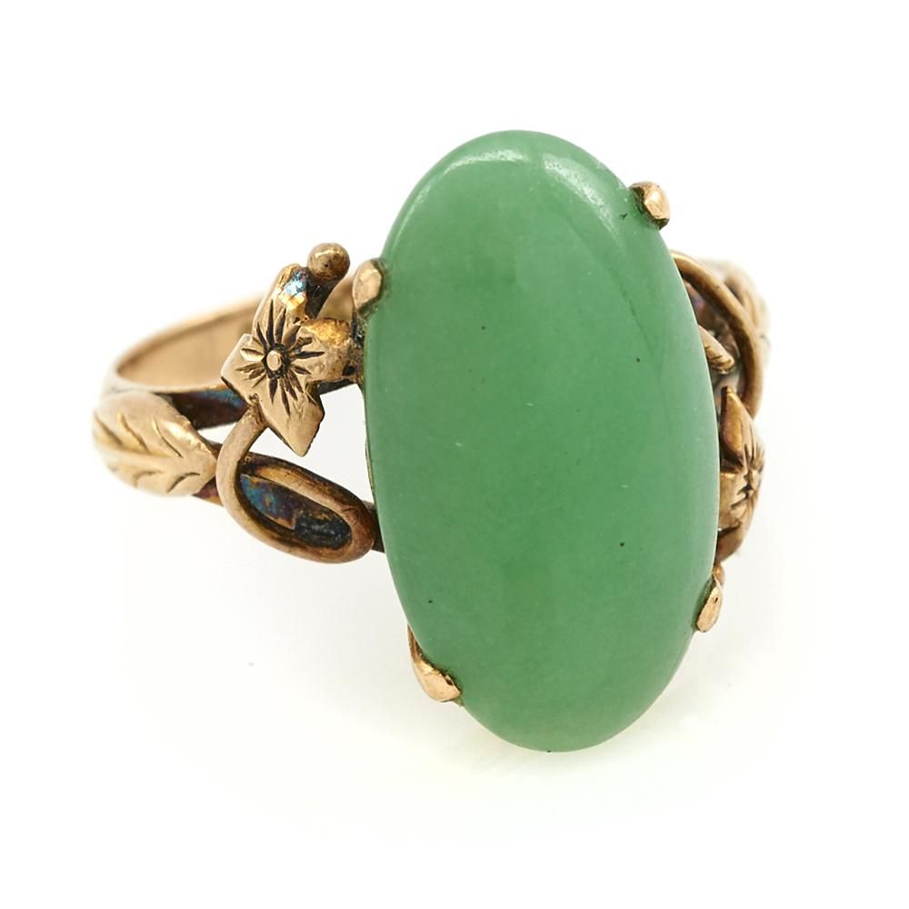 14K YELLOW GOLD AND JADE RING WITH 3d22ed