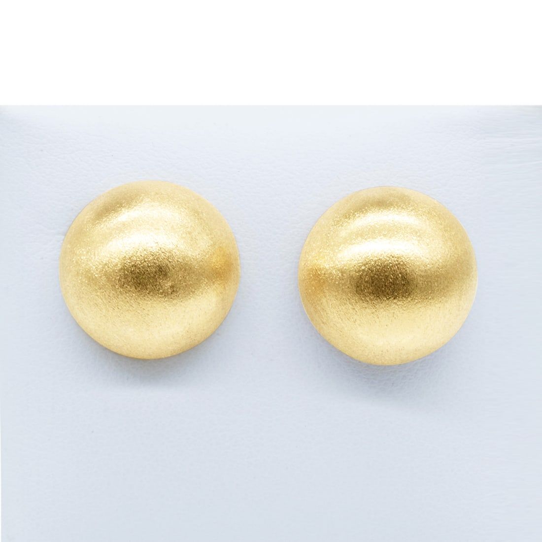 18K YELLOW GOLD BRUSHED DOME EARRINGS18k 3d2381