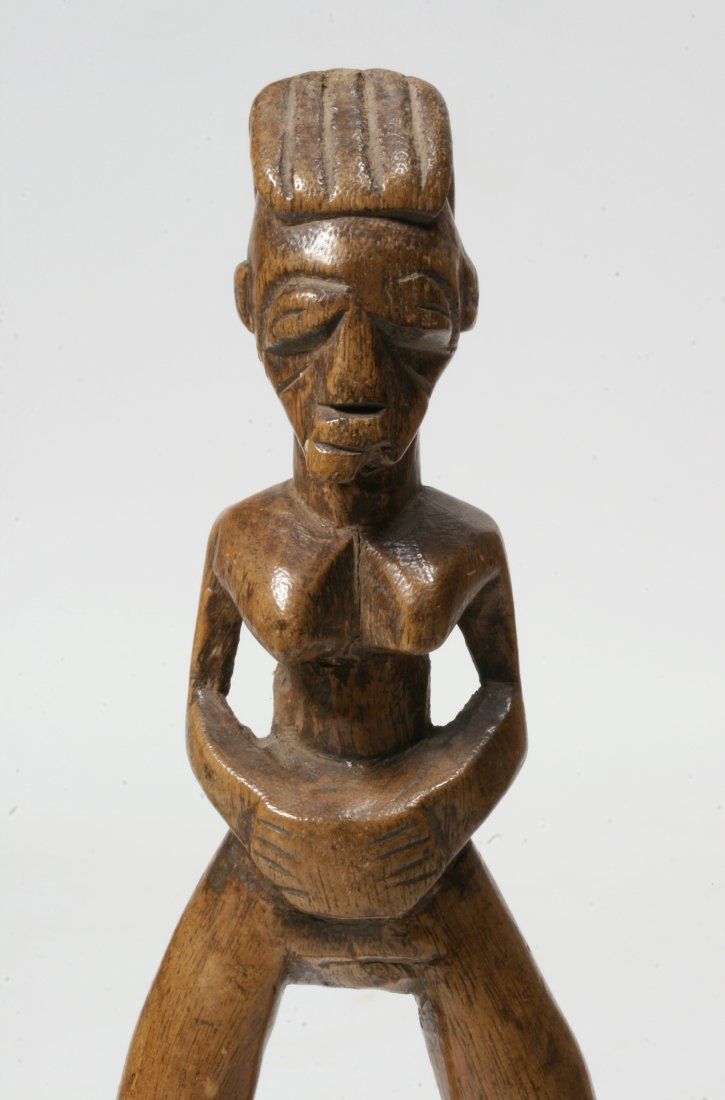 OLD AFRICAN CARVED WOOD FIGURAL 3d245d