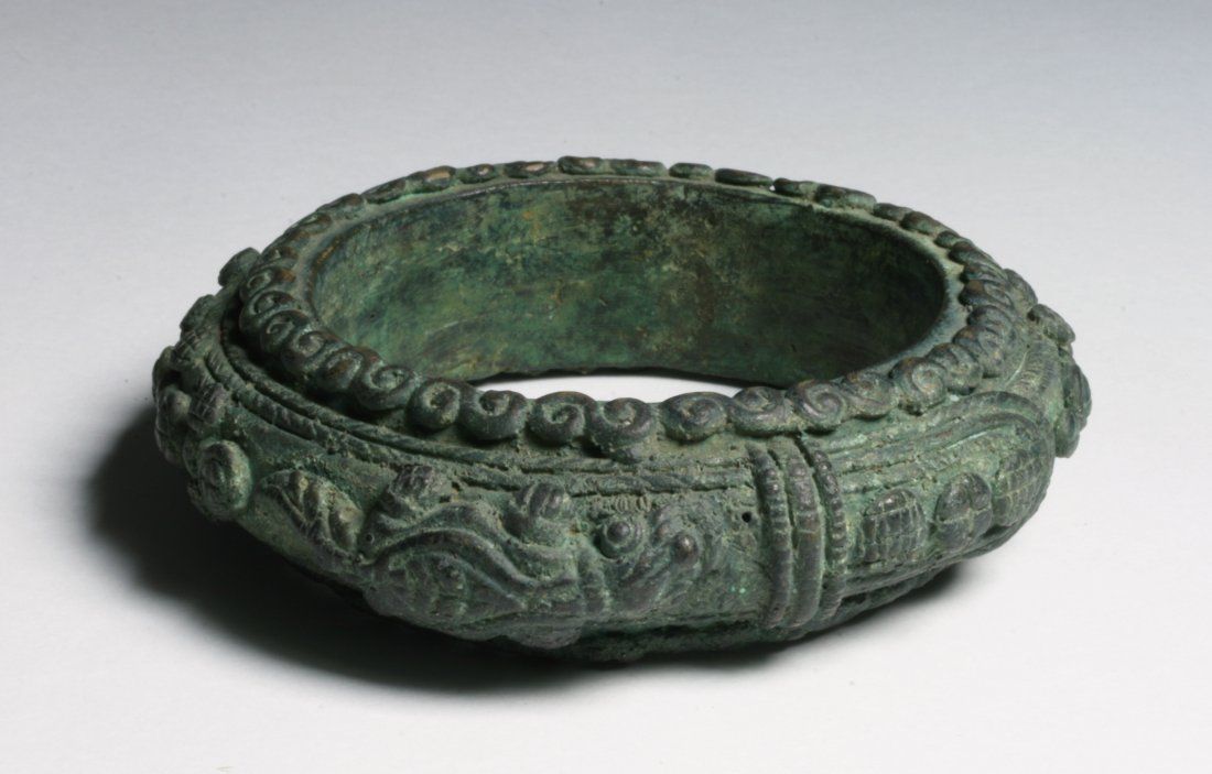 OLD INDONESIAN HEAVY BRONZE BRACELET