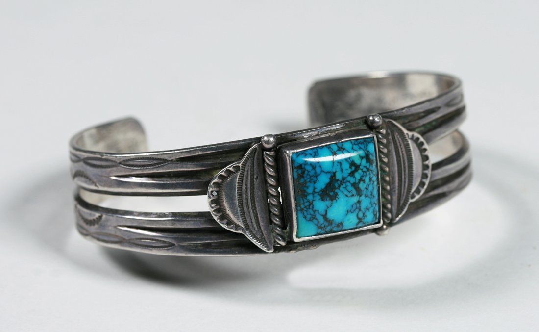 NAVAJO STERLING TURQUOISE BRACELET 3d24c0