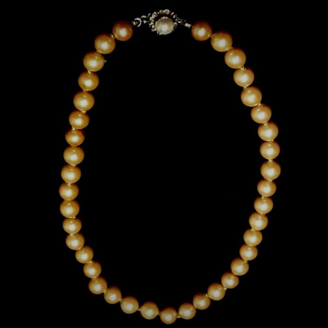 VINTAGE APPROX 8 5MM PEARL NECKLACE 3d2bd8