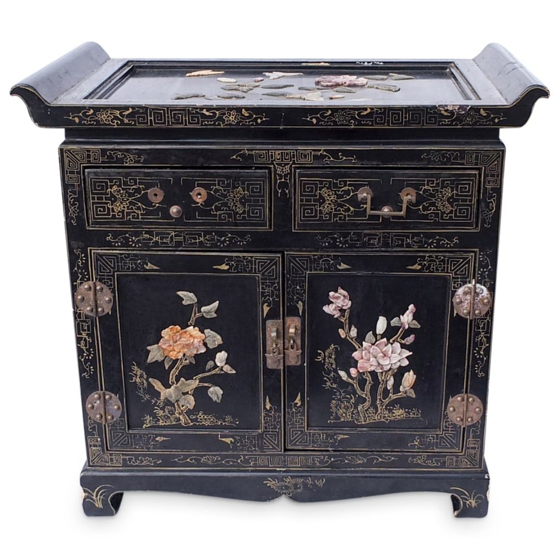 CHINESE BLACK LACQUERED NIGHTSTANDChinese 3d2e19