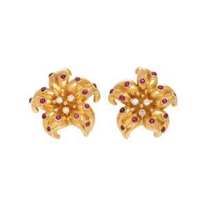 YELLOW GOLD, RUBY AND DIAMOND FLOWER