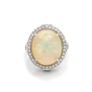 OPAL DIAMOND AND EMERALD RING Oval 3d0a40