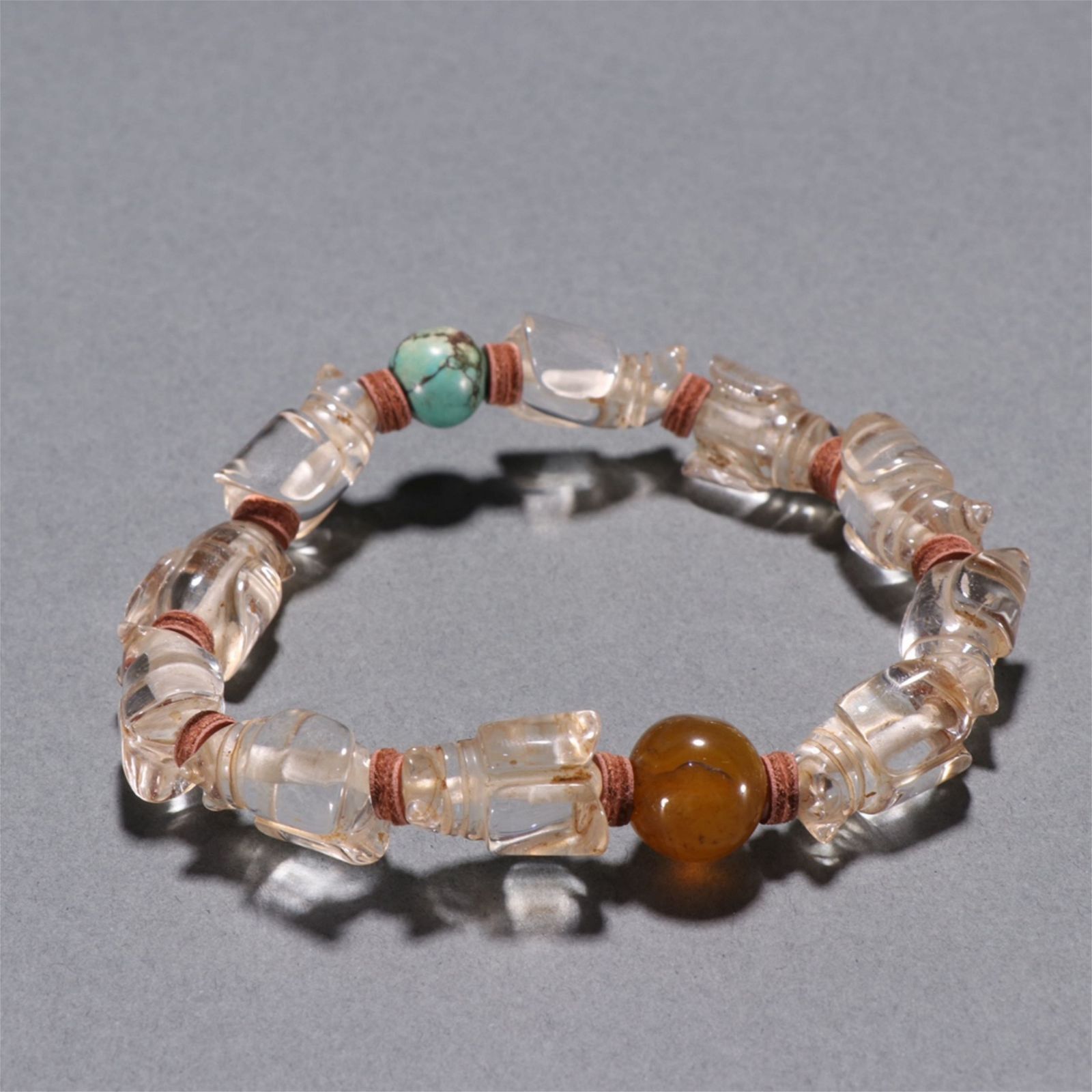 A CHINESE CARVED ROCK CRYSTAL BRACELETHt 1 7cm 3d0b76