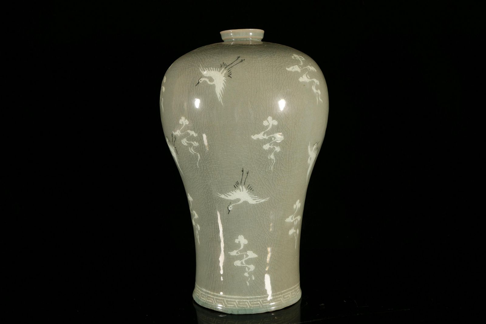 A RARE KOREAN CELADON-GLAZED 'CRANE'