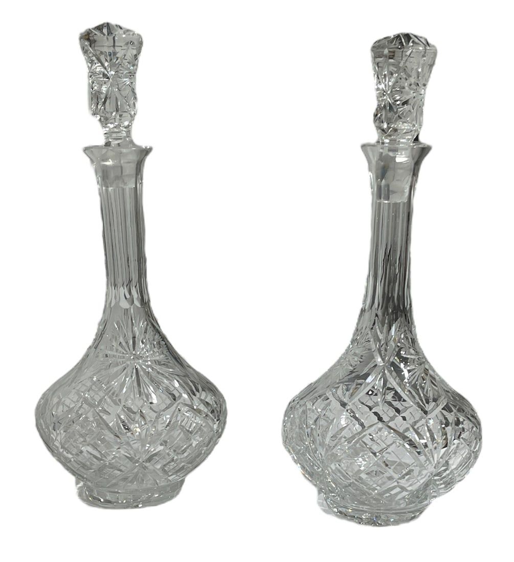 PAIR OF DECANTER WITH STOPPERSPair of