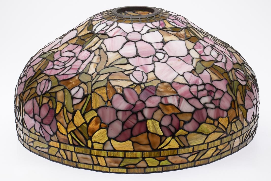 PINK FLORAL STAINED-GLASS SHADEsize