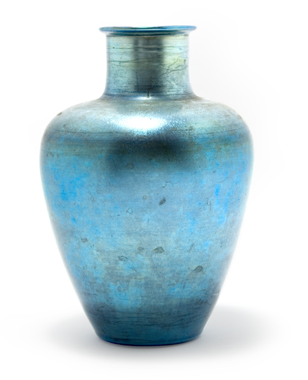Tiffany Favrile Glass Vase Estimate 600 900 67ffe