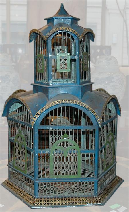 Victorian Style Painted Tole Bird 681b8