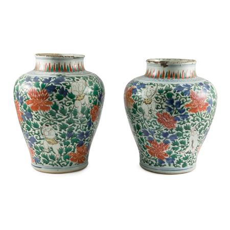 Two Similar Chinese Doucai Porcelain 682a6