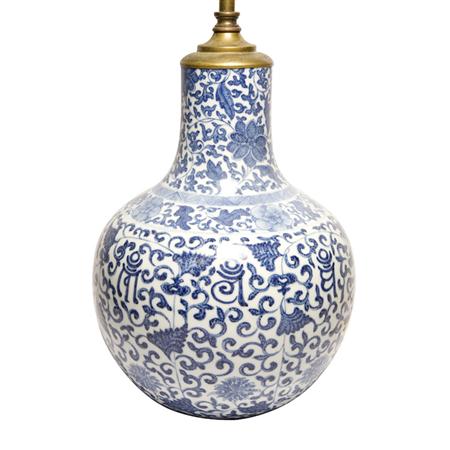 Chinese Blue and White Ground Porcelain 682c8