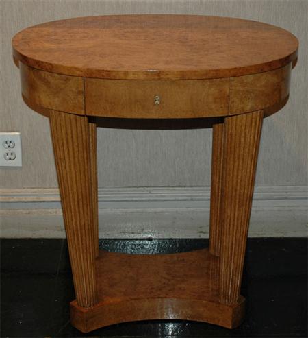 Biedermeier Burl Wood Side Table Estimate nbsp 800 nbsp nbsp nbsp 1 200 6810d