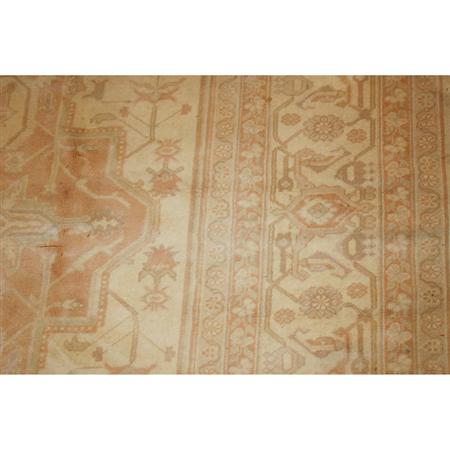 Heriz Style Carpet
	  Estimate:$500-$700