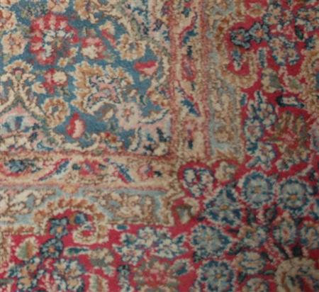 Kirman Carpet
	  Estimate:$500-$700