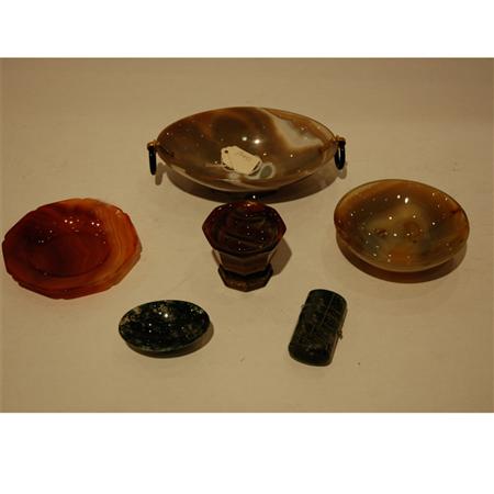 Group of Eleven Agate Table Articles
	