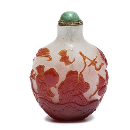 Red and White Glass Snuff Bottle
	