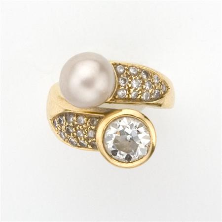Gold Cultured Pearl and Diamond 68b64